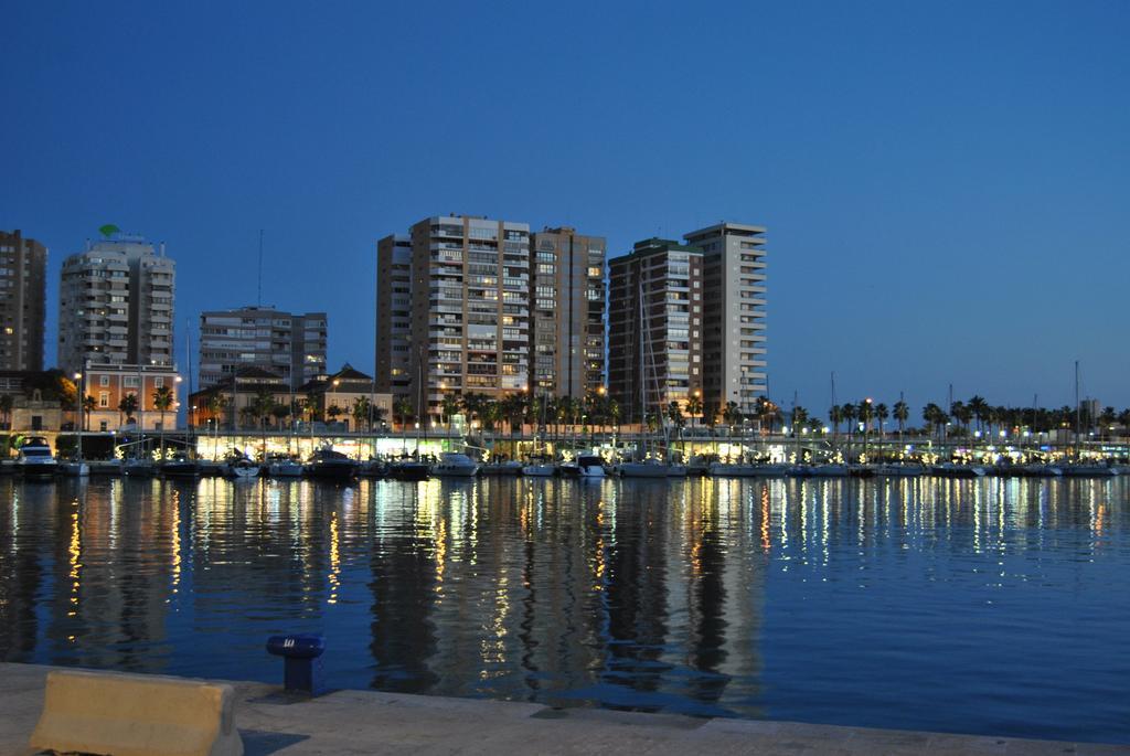 Апартаменти Malaga Center Flat Historic Center Екстер'єр фото